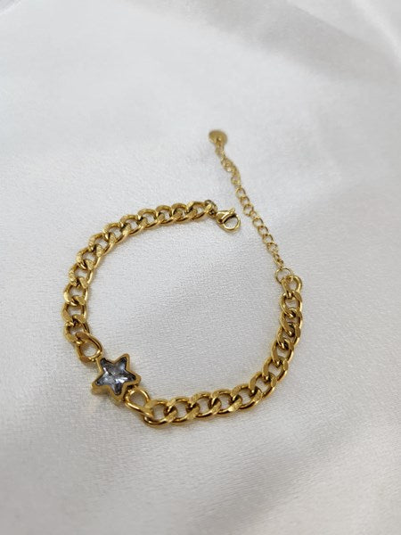 Gold Chain Star Bracelet